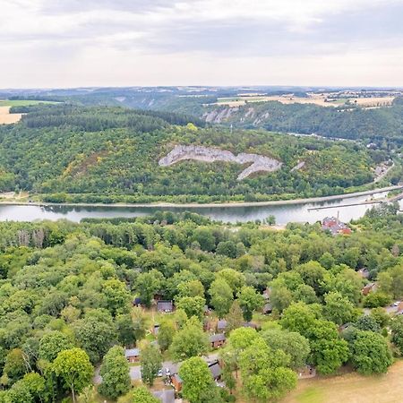 Envie De Vous Evader Dans La Vallee De La Meuse? Hastiere-par-dela Экстерьер фото